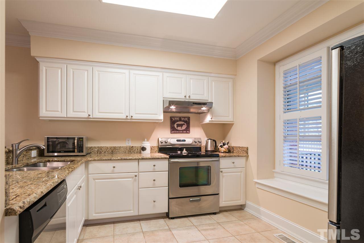 1402 Governors Court Raleigh, NC 27604 - Photo 4 of 15 All stainless steel appliances