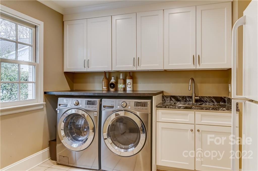 408 Robmont Road Charlotte, NC 28270 - Photo 19 of 48 Gallery Image 19
