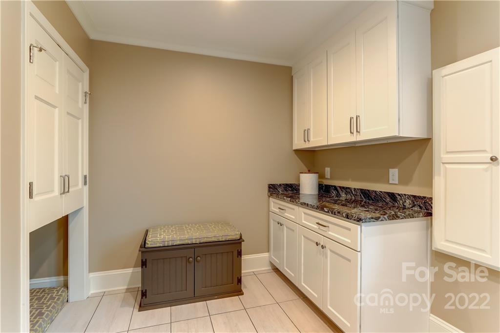 408 Robmont Road Charlotte, NC 28270 - Photo 20 of 48 Gallery Image 20