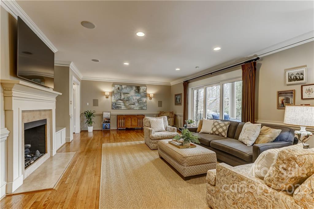 408 Robmont Road Charlotte, NC 28270 - Photo 21 of 48 Gallery Image 21