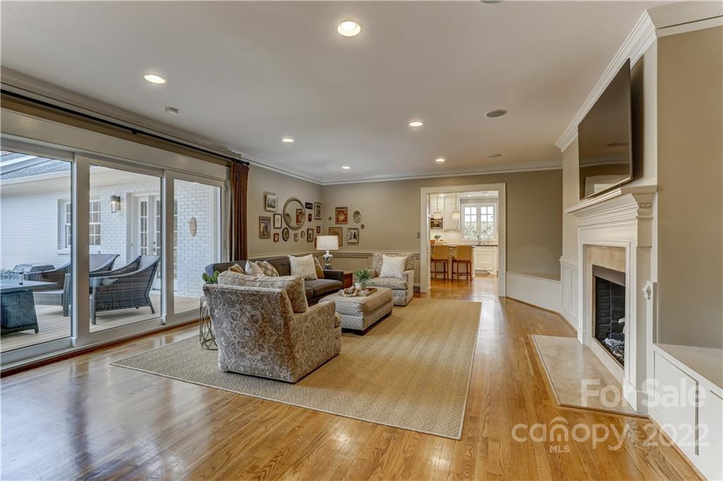 408 Robmont Road Charlotte, NC 28270 - Photo 23 of 48 Gallery Image 23