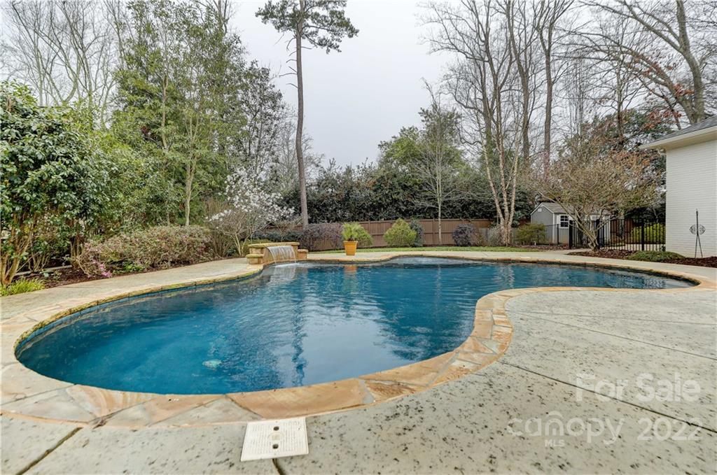 408 Robmont Road Charlotte, NC 28270 - Photo 45 of 48 Gallery Image 45