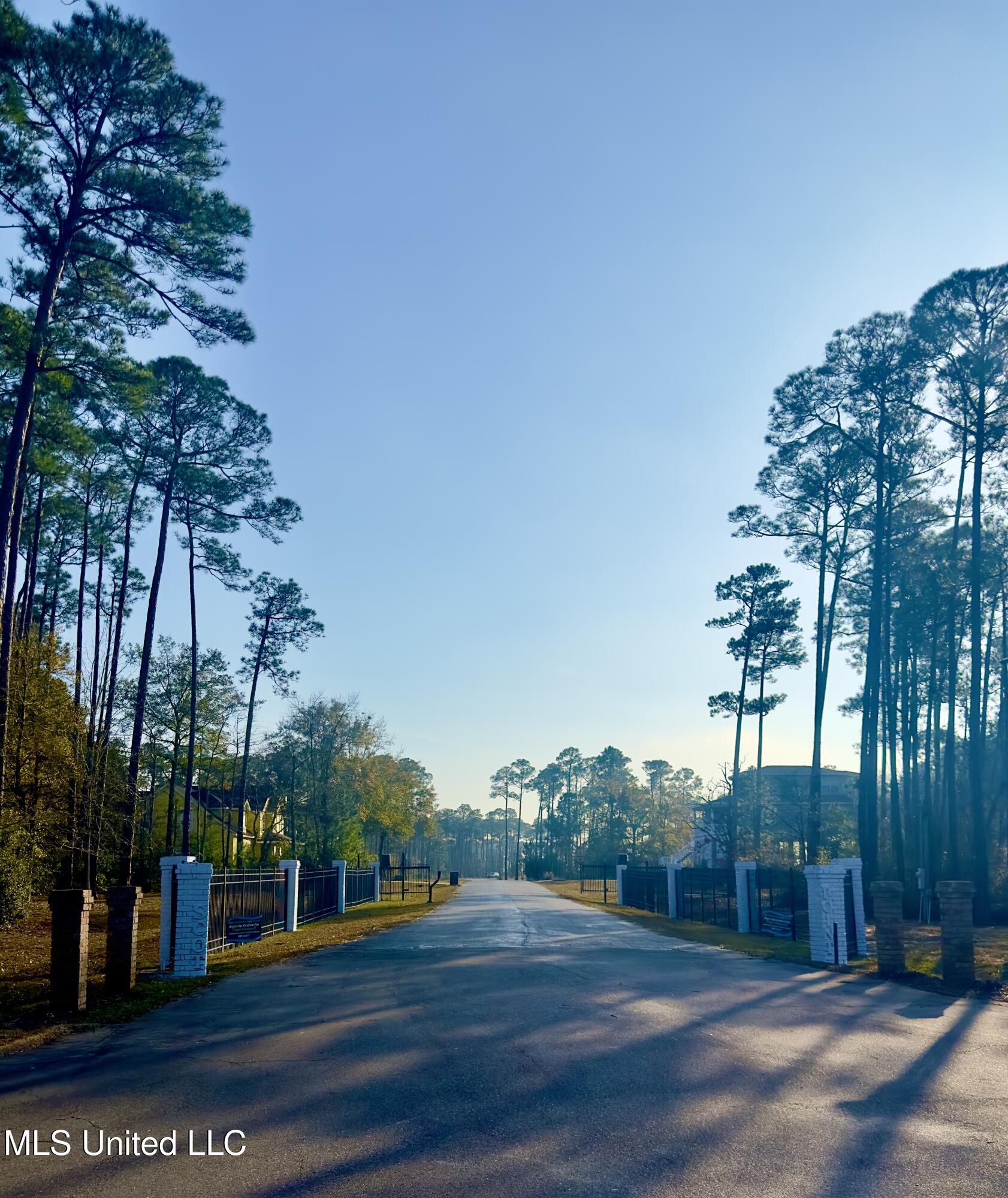 Hummingbird Lane Biloxi, MS 39532 - Photo 8 of 9 IMG_7328