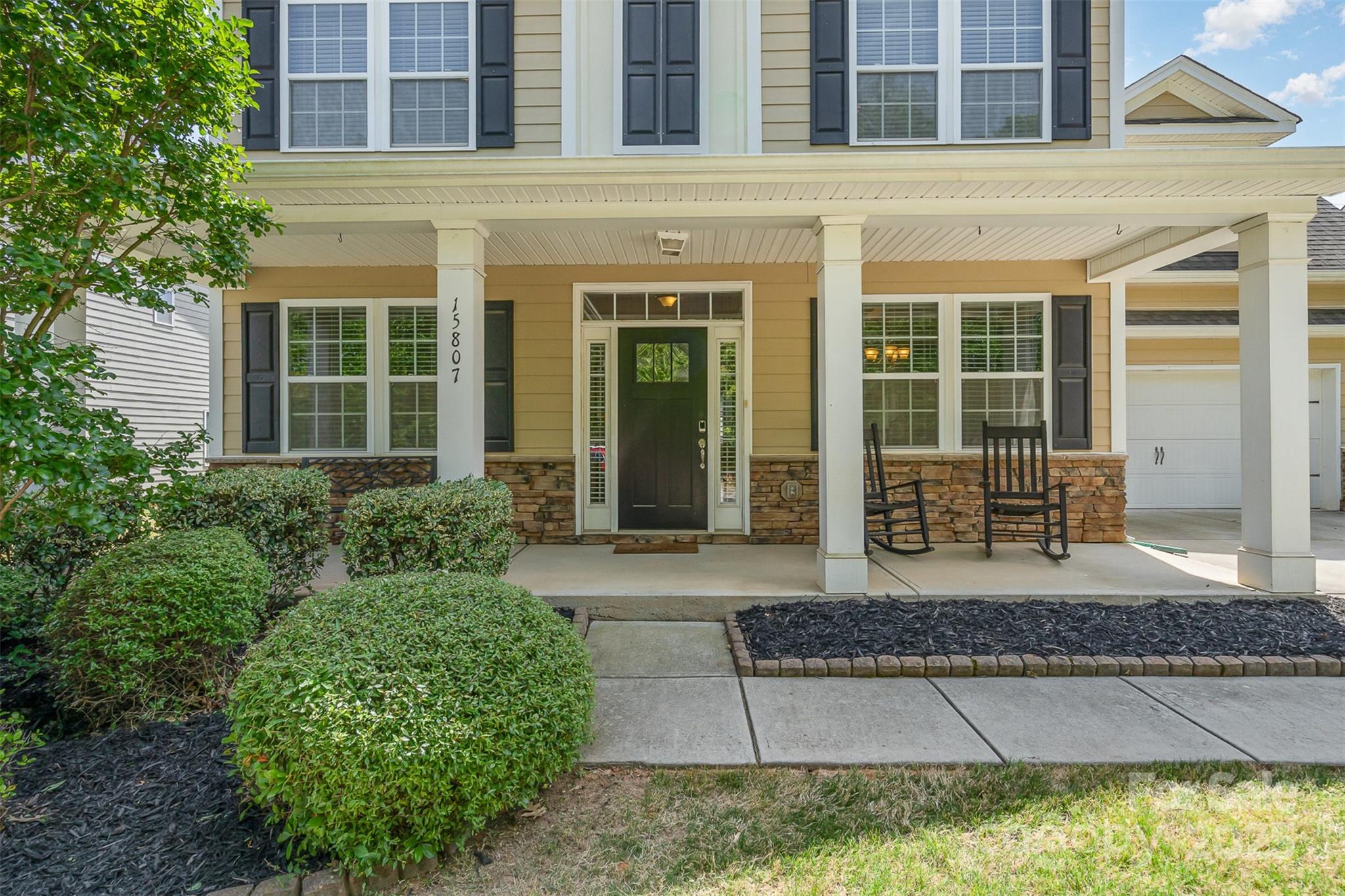 15807 Foreleigh Road Huntersville, NC 28078 - Photo 3 of 22 Gallery Image 3
