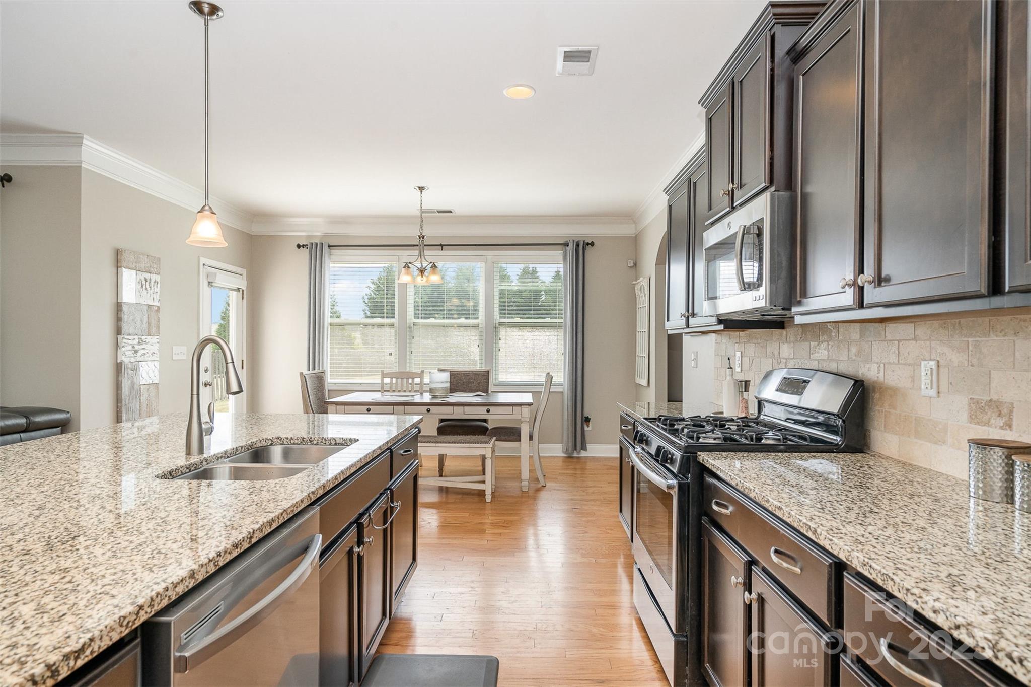 15807 Foreleigh Road Huntersville, NC 28078 - Photo 9 of 22 Gallery Image 9