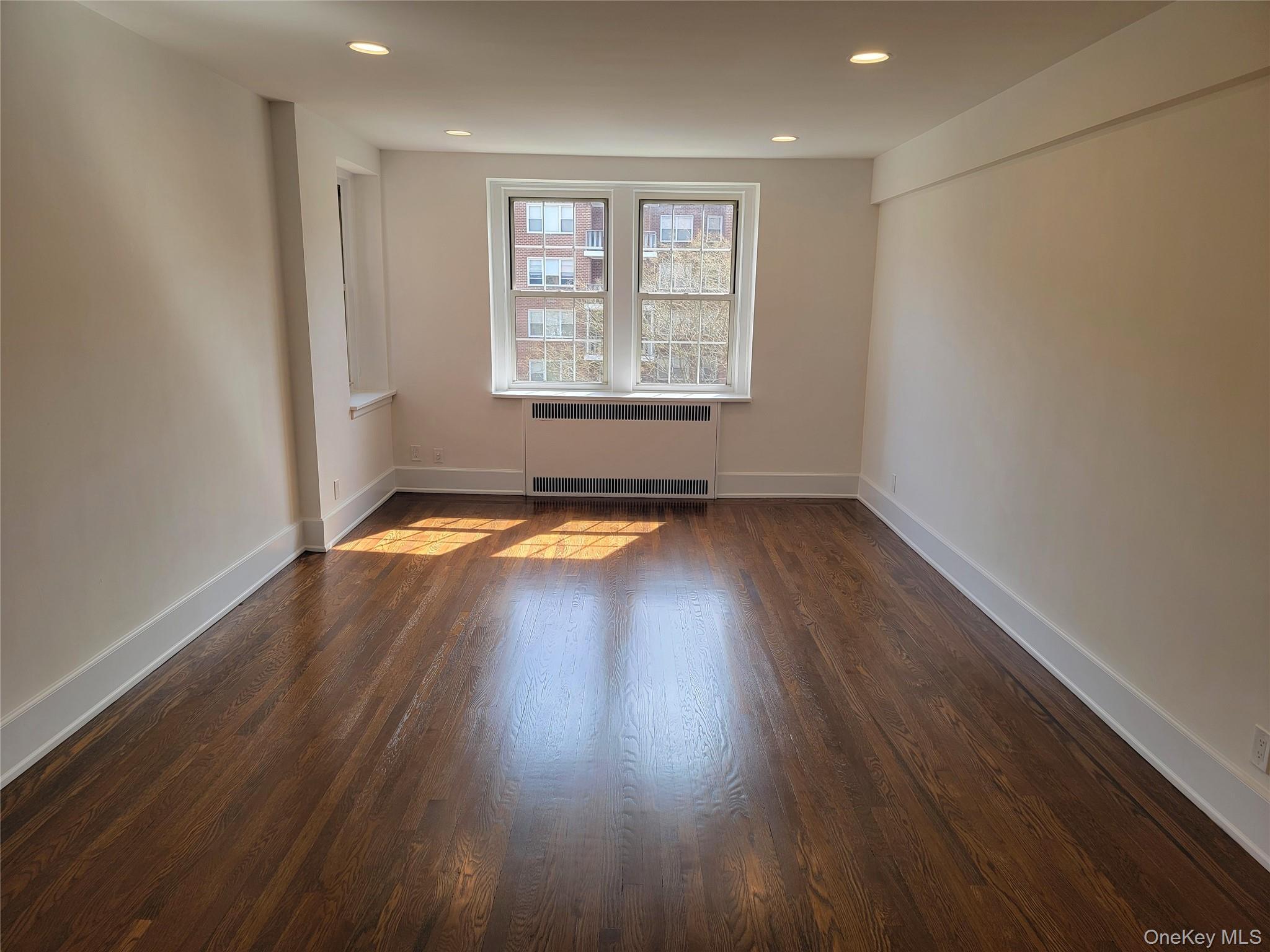 253 Garth Road, Unit 2C Scarsdale, NY 10583 - Photo 4 of 9