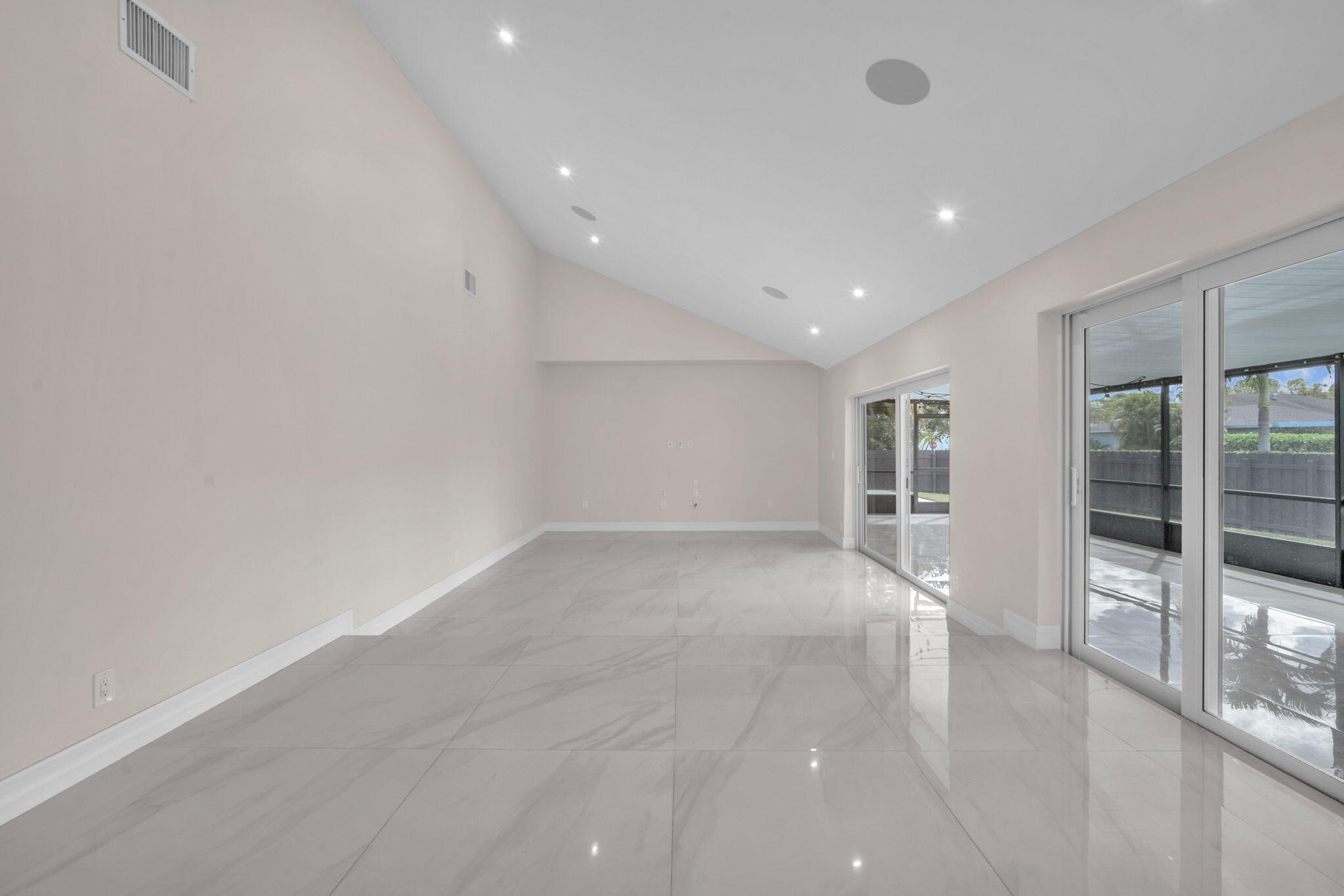 1398 Southwest 16th Street Boca Raton, FL 33486 - Photo 5 of 37 30-web-or-mls-DSC_4087