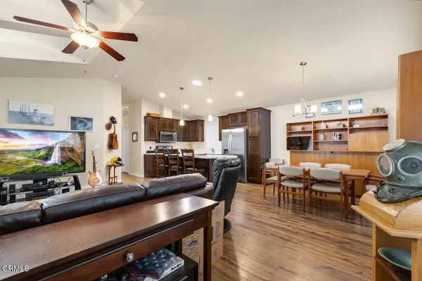 $349,999 | 54 Copland Circle, Unit 54, Ventura, CA 93003