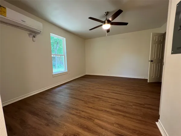 $850 | 1231 Sycamore Avenue, Unit B, Huntsville, TX 77340