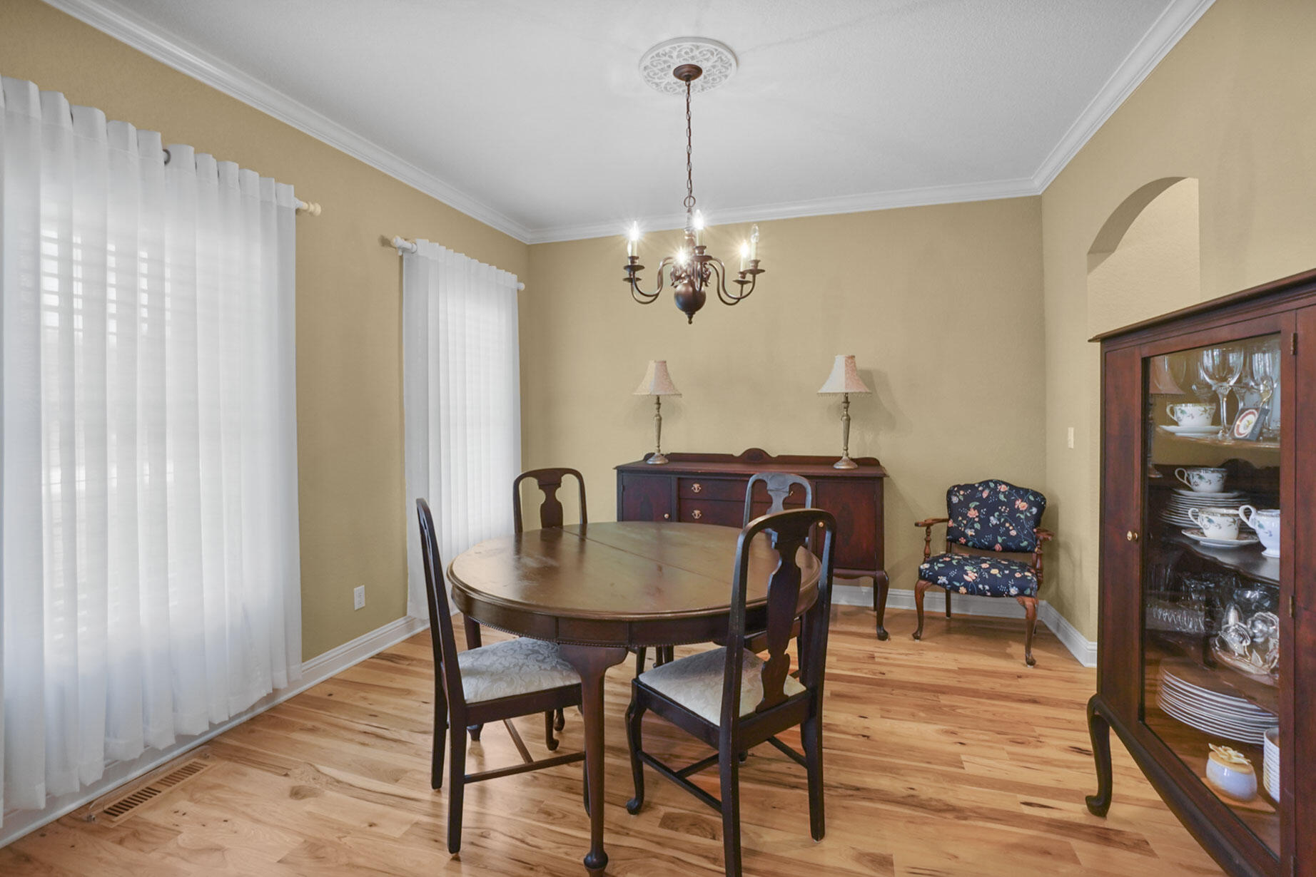 N75W24615 Overland Road Sussex, WI 53089 - Photo 17 of 44 Dining Room
