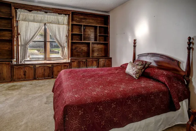 $675,000 | 113 My Road, Bastrop, TX 78602