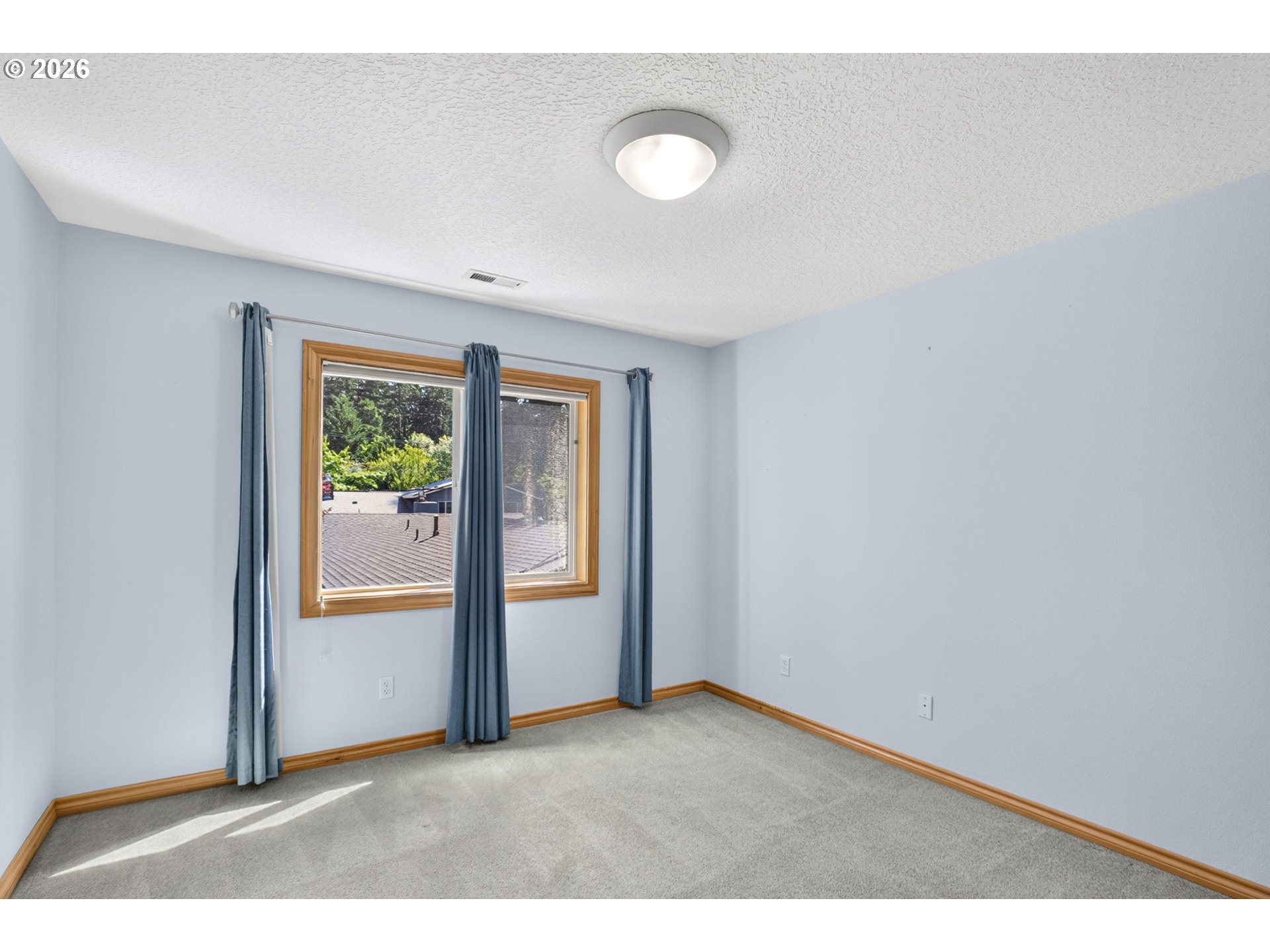 8311 Southwest 43rd Avenue Portland, OR 97219 - Photo 38 of 45