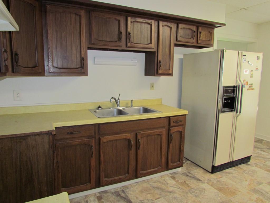 1961 Kenton Street Springfield, OH 45505 - Photo 9 of 21