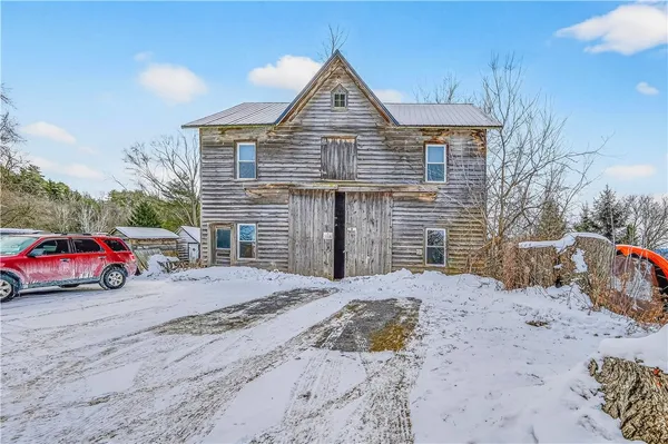 $279,900 | 124 Prospect Street, Schoharie, NY 12157