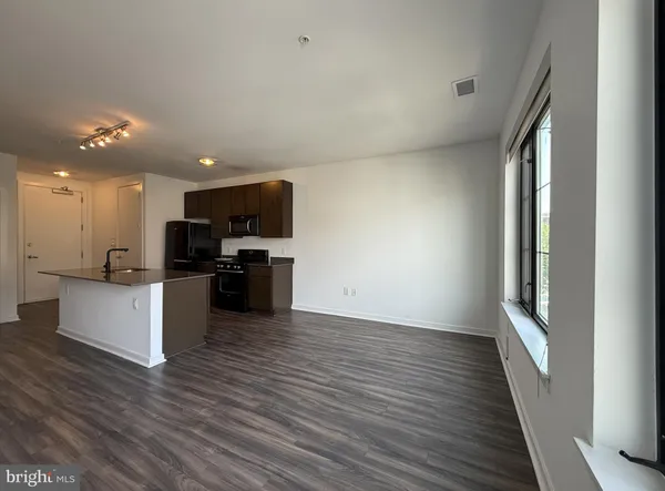 $2,600 | 1250 9th Street Northwest, Unit 306, Washington, DC 20001