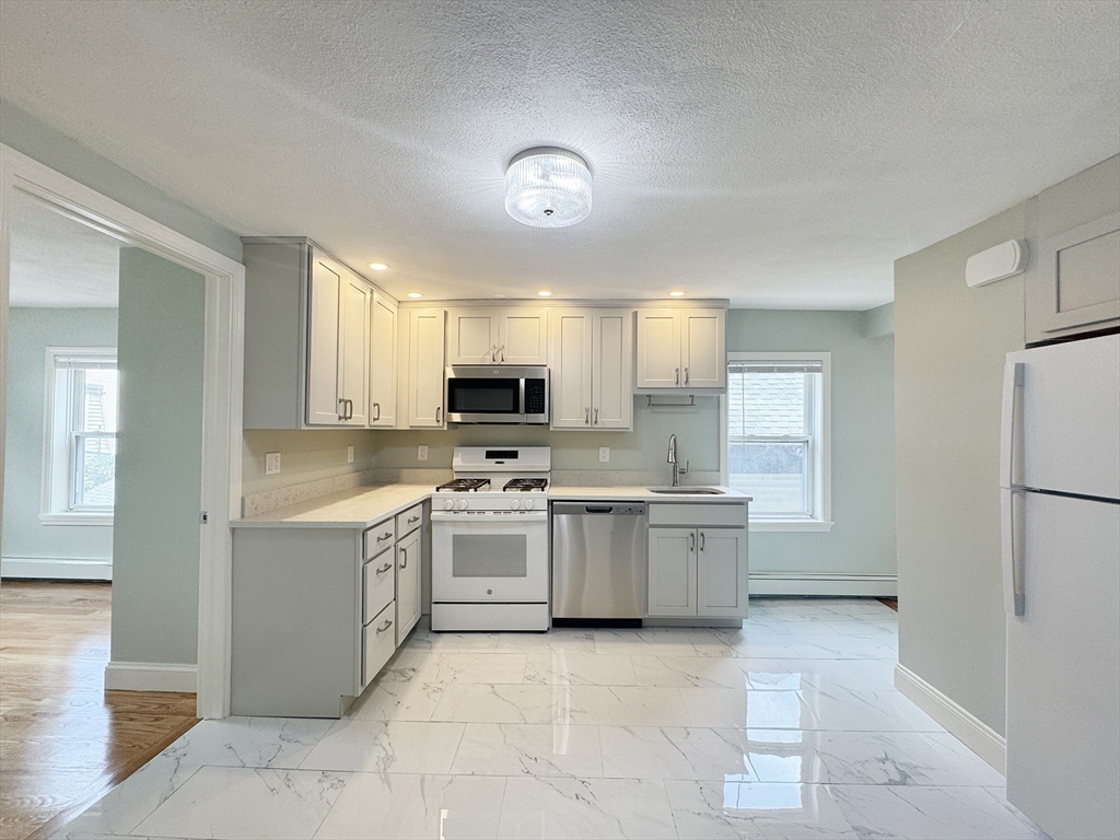 7 Sumner Place, Unit 2 Boston, MA 02128 - Photo 2 of 17