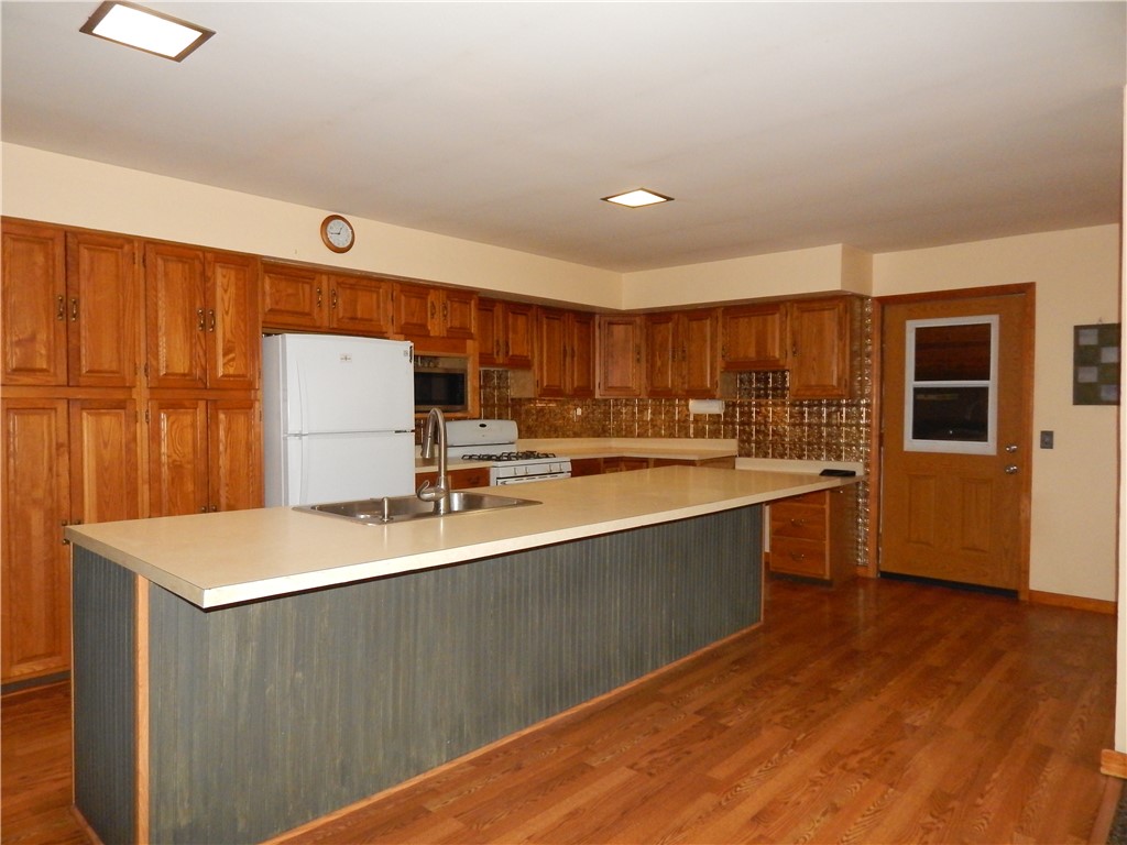 707 West Kill Road Jefferson, NY 12093 - Photo 9 of 26