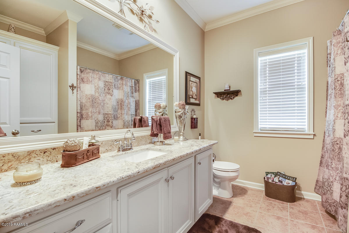 121 Rue Aubin Lafayette, LA 70503 - Photo 11 of 20 Gallery Image 11