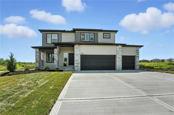 $451,995 | 19615 West 195th Street, Spring Hill, KS 66083