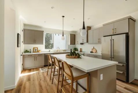 $1,159,900 | 3863 North Riley Lane, Los Angeles, CA 90065