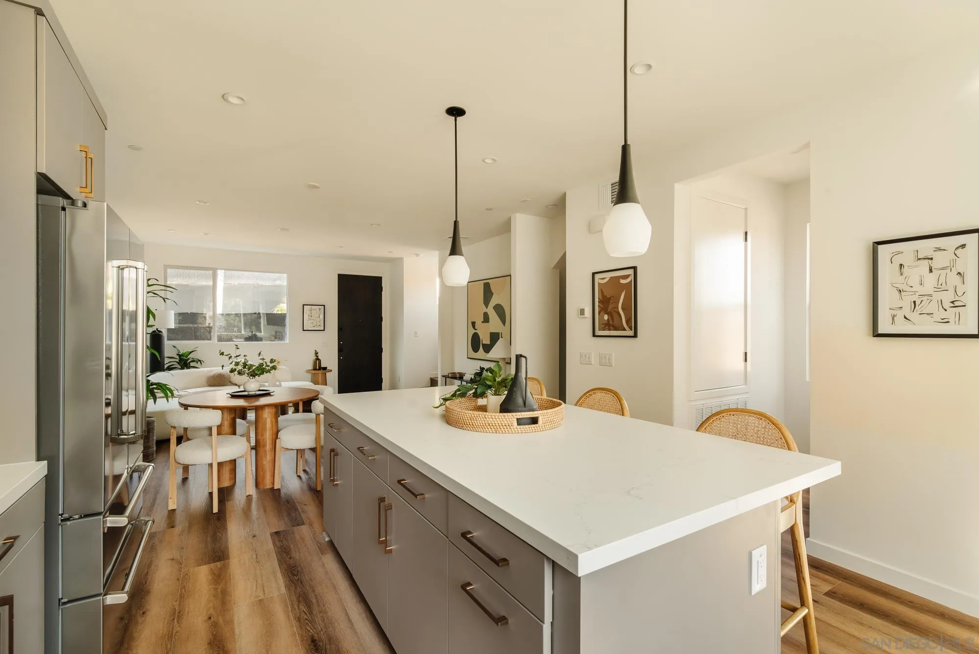 3863 North Riley Lane Los Angeles, CA 90065 - Photo 5 of 53