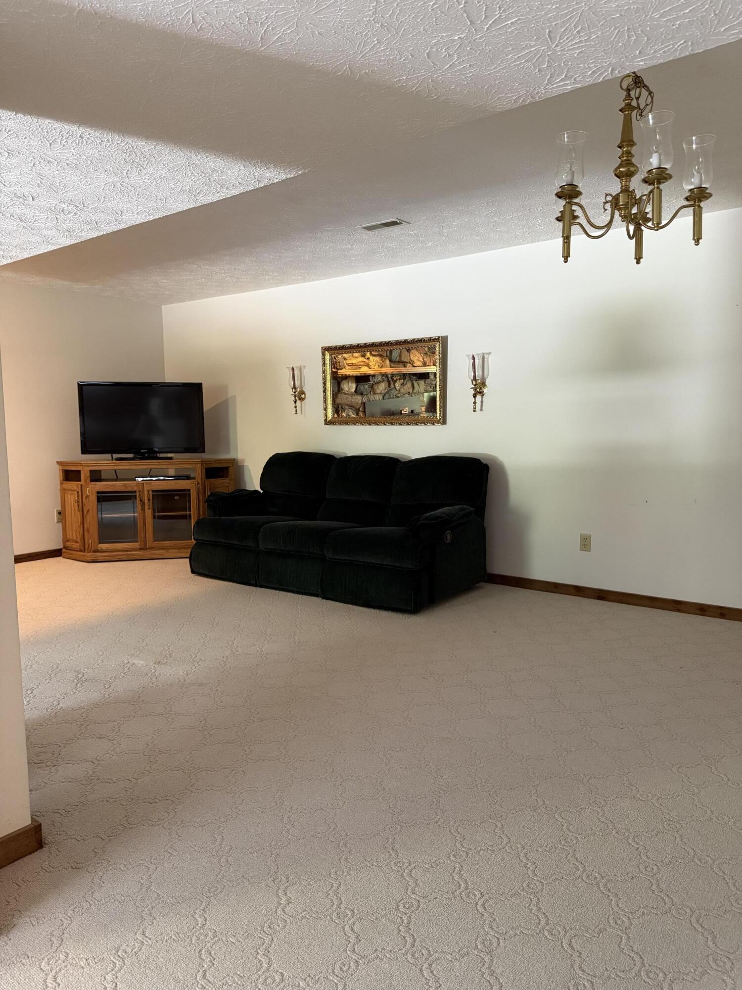 125 West Black Road Clearfield, KY 40313 - Photo 51 of 79 IMG_4877