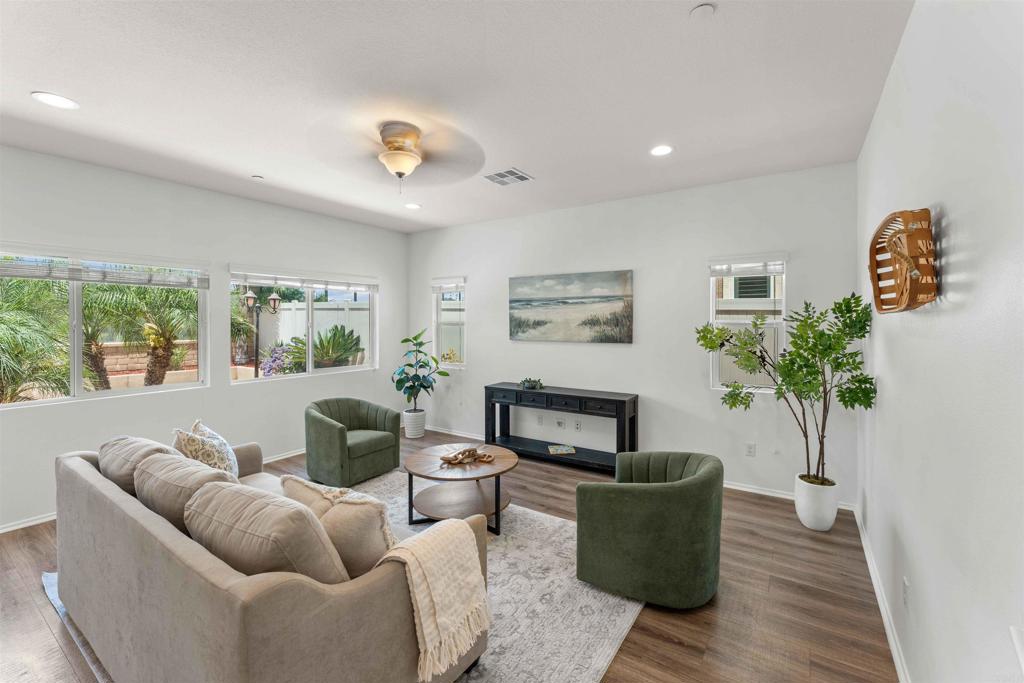 35664 Asturian Way Fallbrook, CA 92028 - Photo 3 of 56