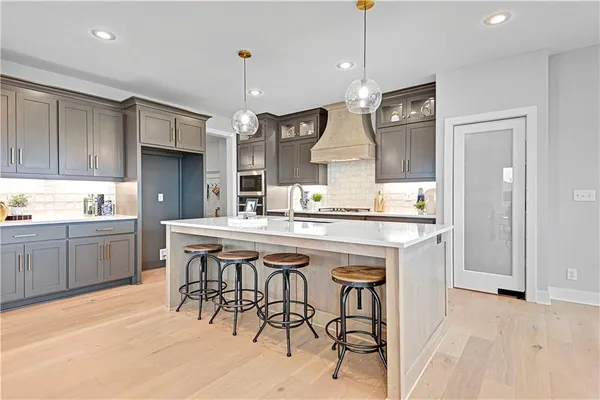$771,900 | 17421 Gillette Street, Overland Park, KS 66221