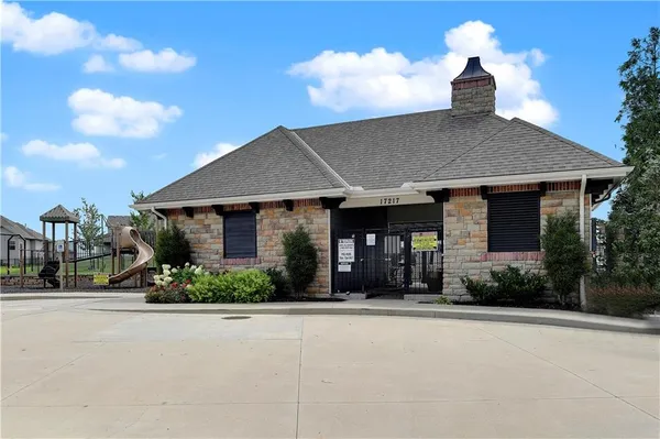 $771,900 | 17421 Gillette Street, Overland Park, KS 66221