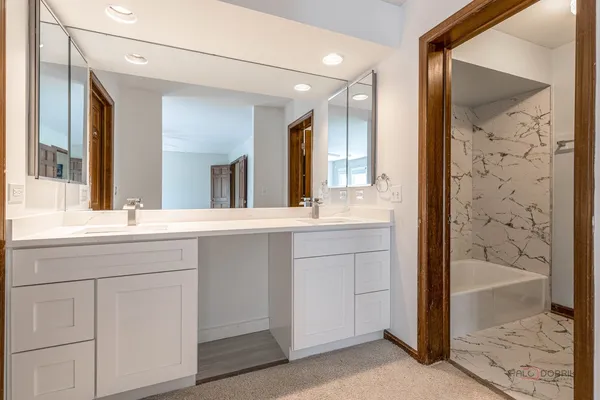 $3,500 | 851 Sutton Court, Unit 851, Lincolnshire, IL 60069