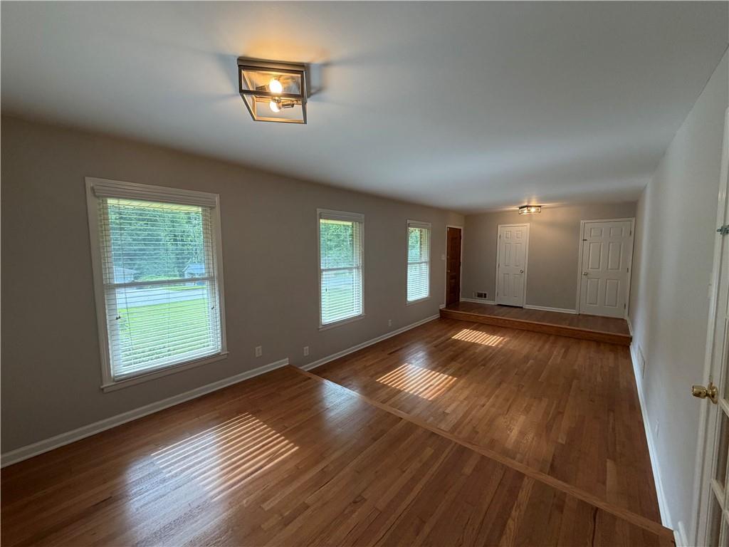 412 Fielding Lane Southwest Atlanta, GA 30311 - Photo 8 of 25