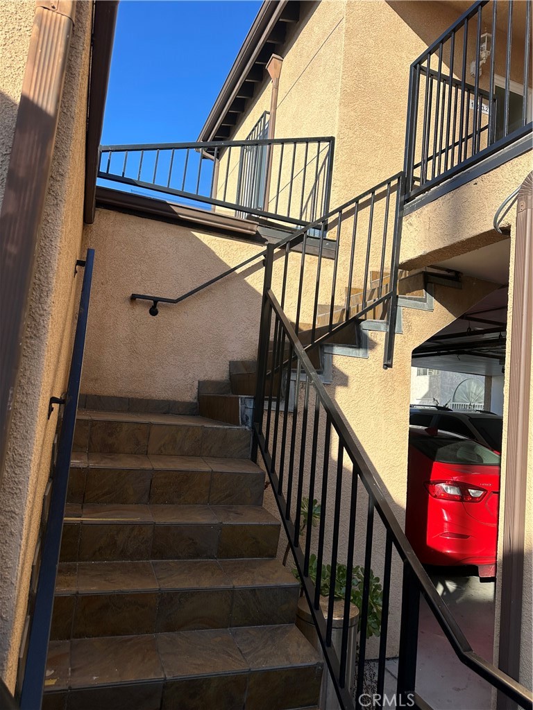 14343 Tiara Street, Unit 2 Sherman Oaks, CA 91401 - Photo 19 of 23 a view of entryway