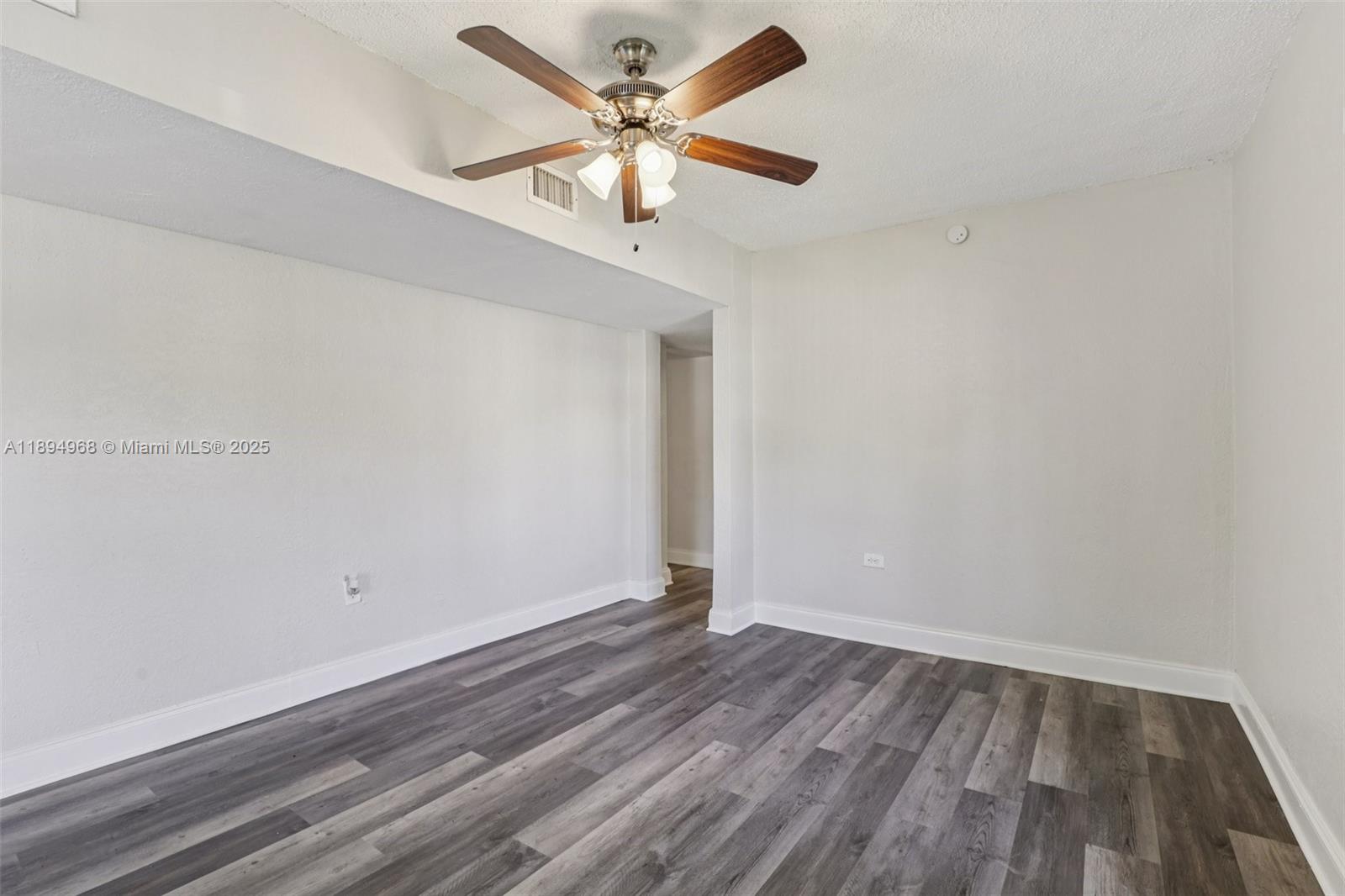 5900 Southwest 63rd Street South Miami, FL 33143 - Photo 7 of 35