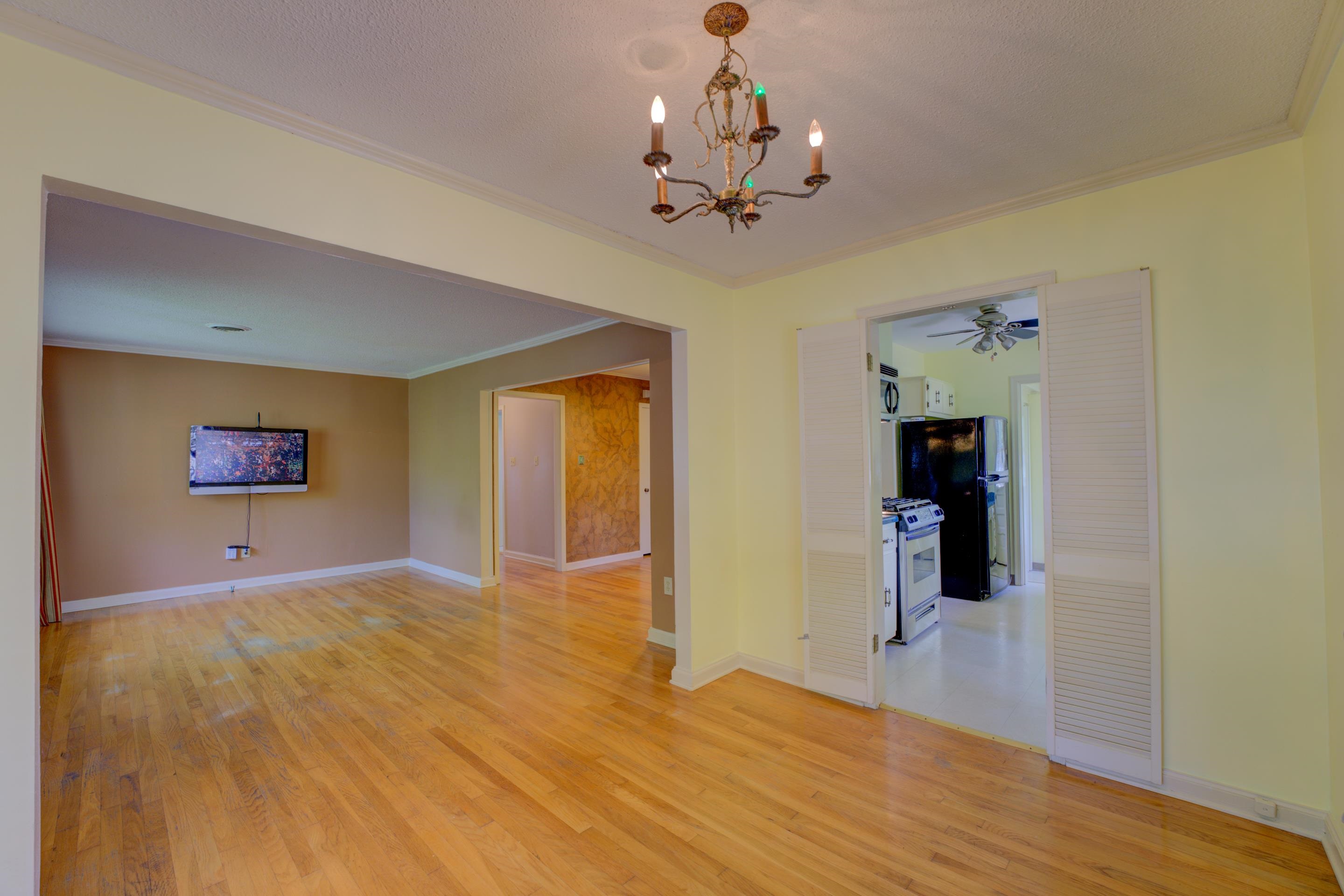 1155 Marcia Road Memphis, TN 38117 - Photo 6 of 31 a view of a livingroom with wooden floor