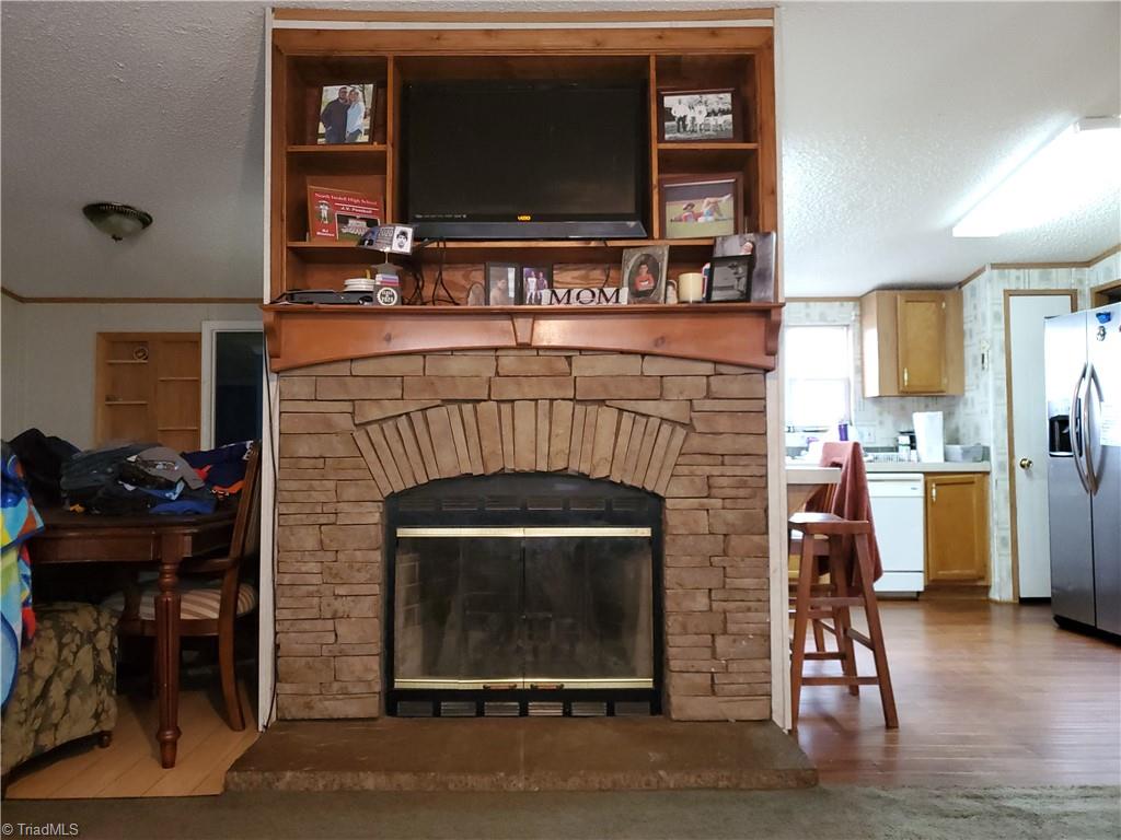 181 Reavis Road Harmony, NC 28634 - Photo 5 of 13 Gallery Image 5