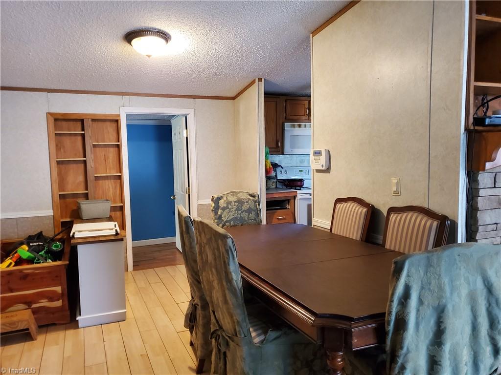181 Reavis Road Harmony, NC 28634 - Photo 8 of 13 Gallery Image 8