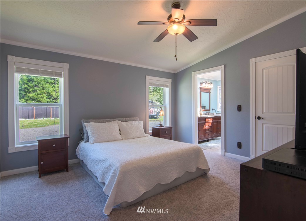13232 Odell Road Northeast Duvall, WA 98019 - Photo 8 of 22 Gallery Image 8