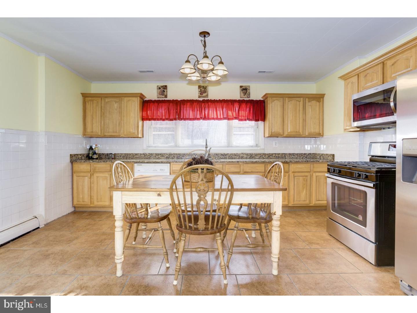 51 Ranoldo Terrace Cherry Hill, NJ 08034 - Photo 4 of 17 Kitchen