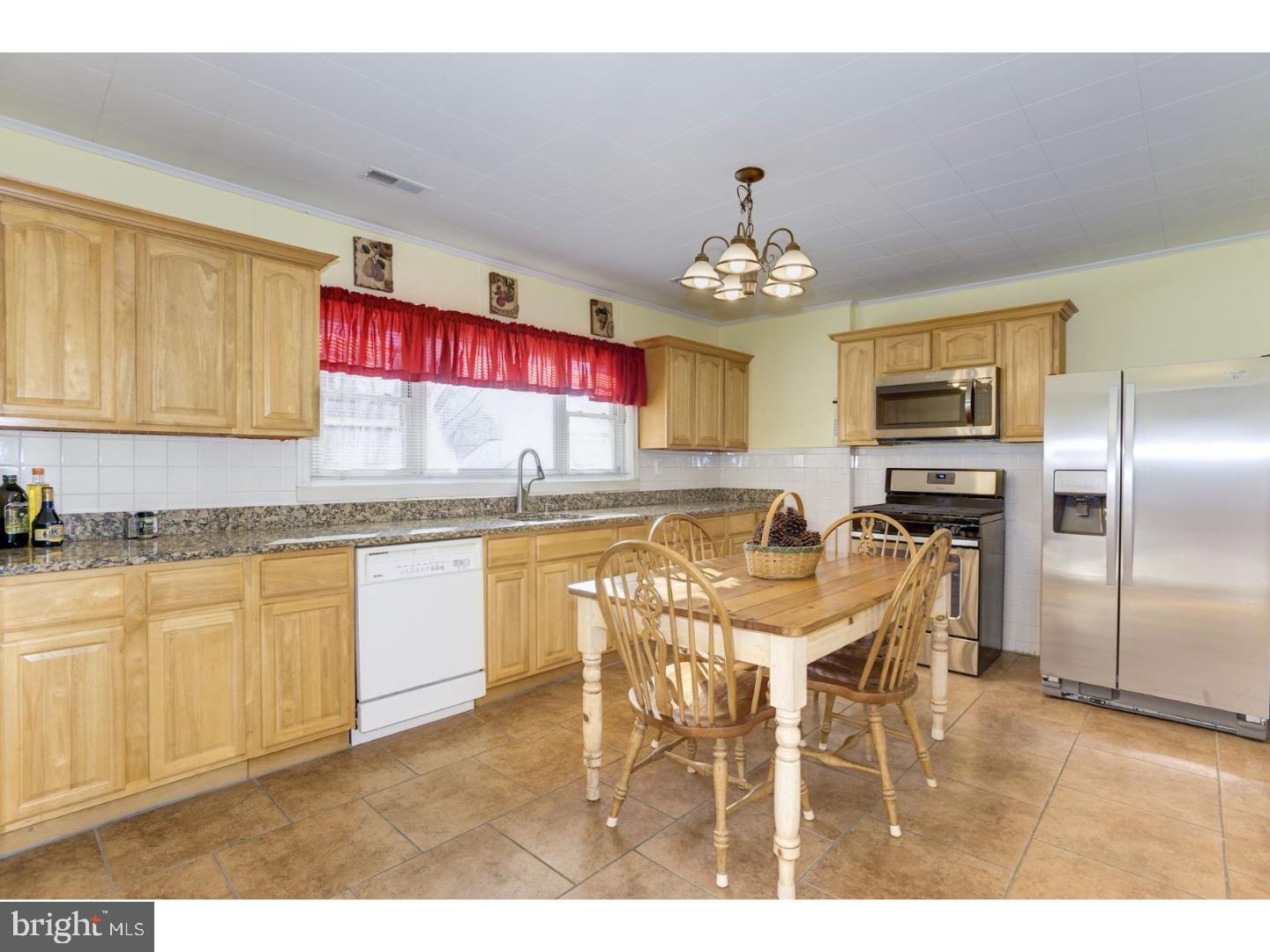 51 Ranoldo Terrace Cherry Hill, NJ 08034 - Photo 5 of 17 Kitchen
