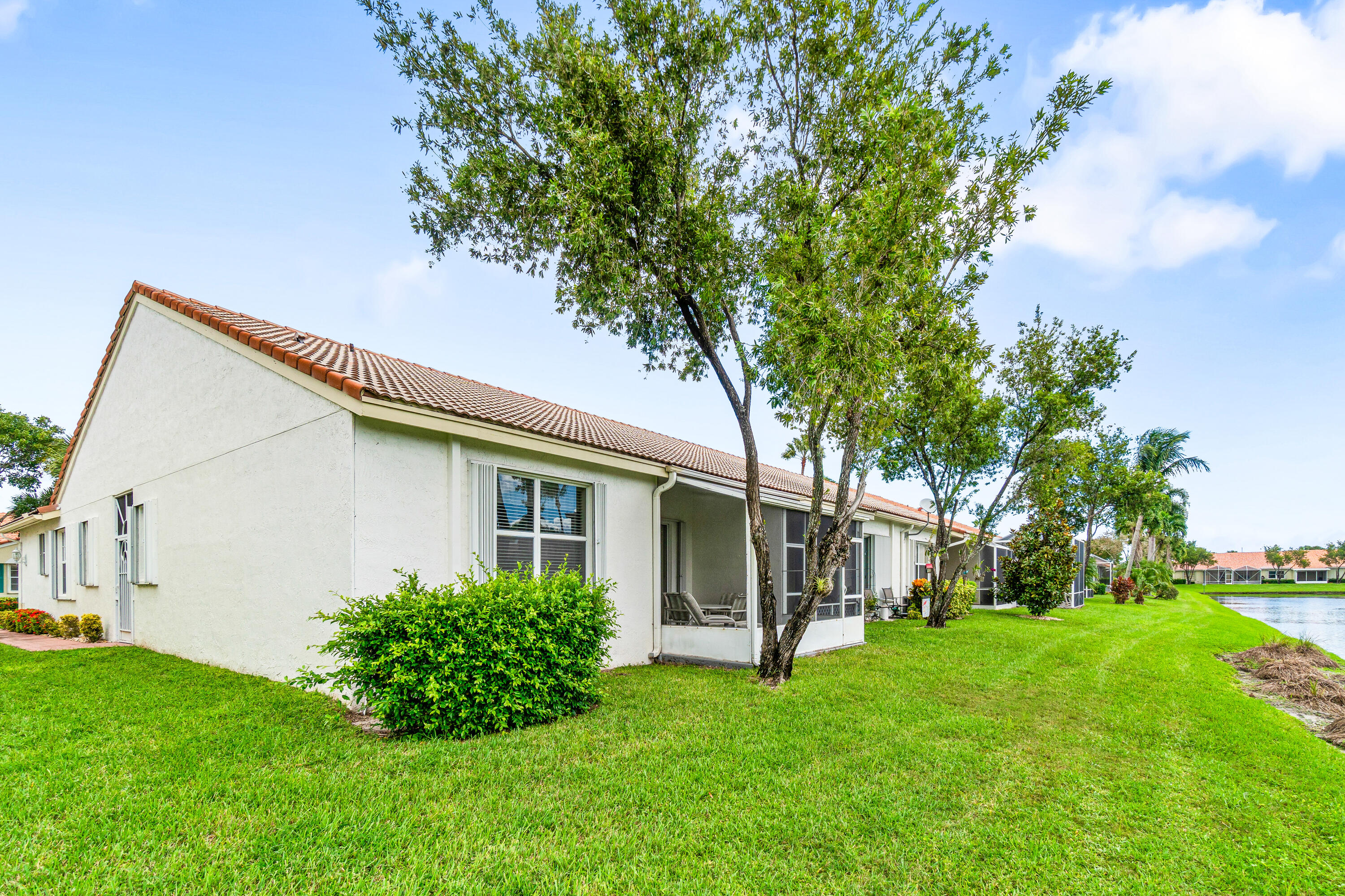 6252 Heliconia Road Delray Beach, FL 33484 - Photo 26 of 38 Rear