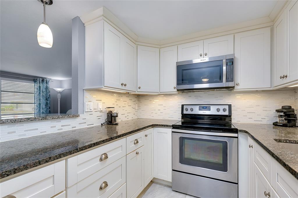 220 Morningside Road Venice, FL 34293 - Photo 17 of 76