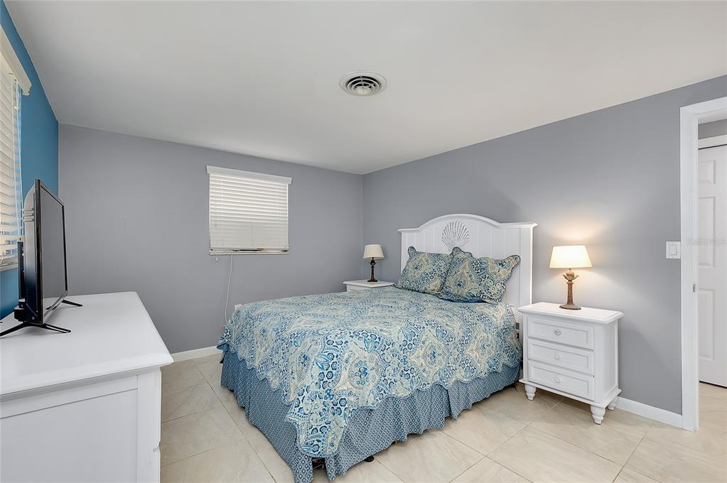 220 Morningside Road Venice, FL 34293 - Photo 31 of 76