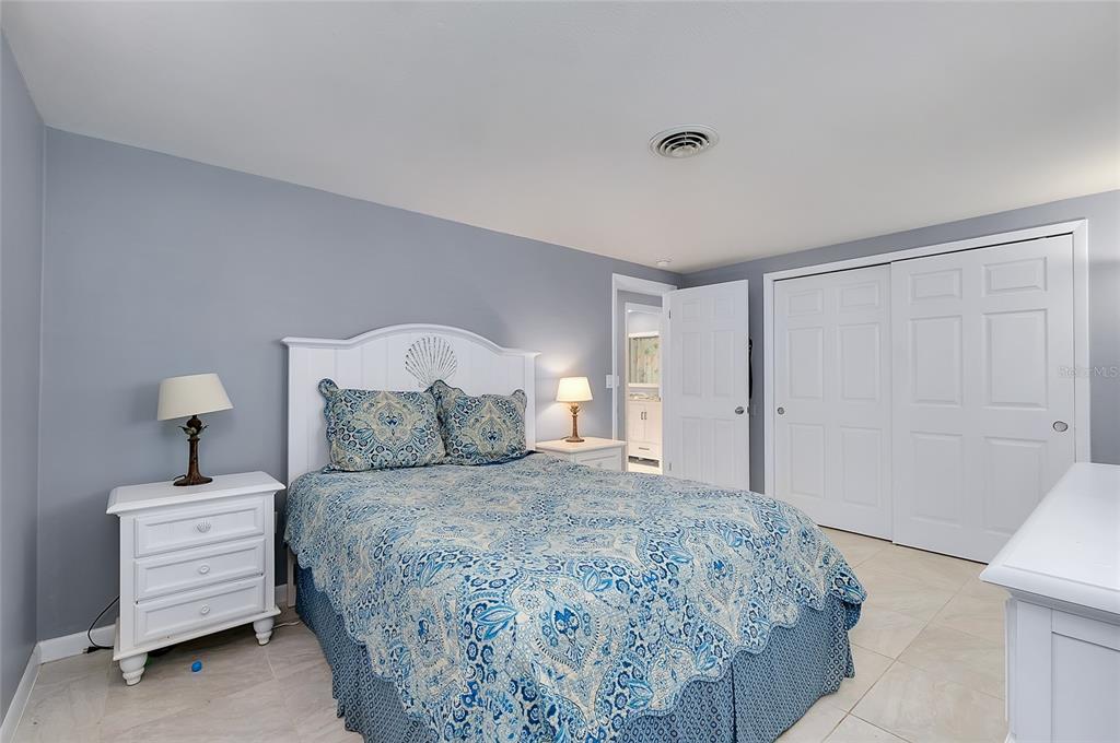 220 Morningside Road Venice, FL 34293 - Photo 32 of 76