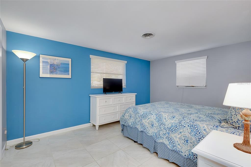 220 Morningside Road Venice, FL 34293 - Photo 35 of 76