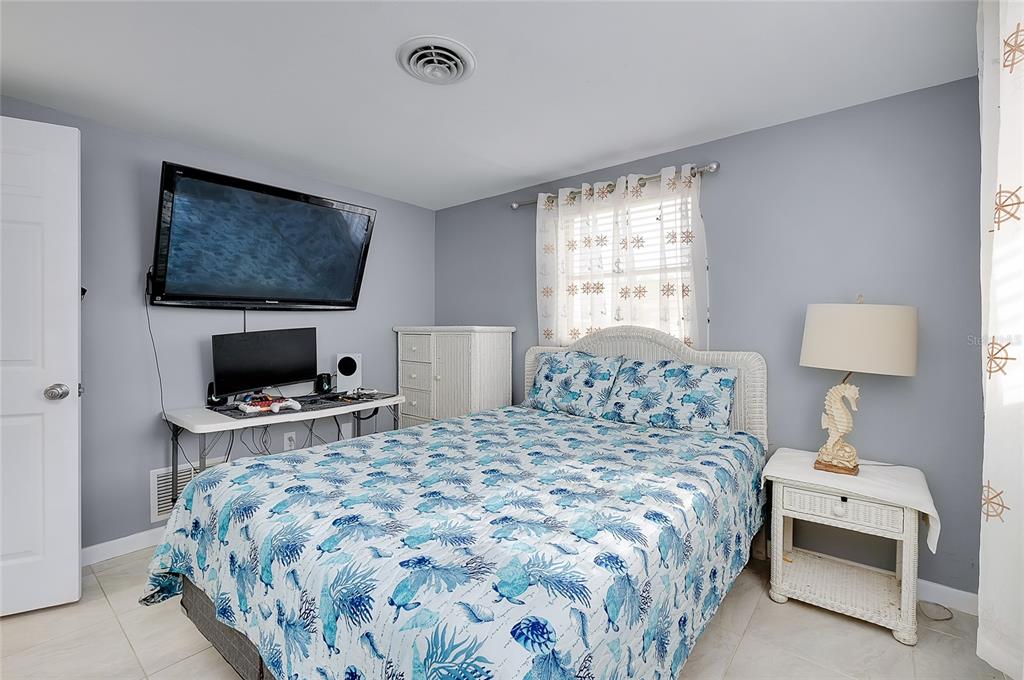 220 Morningside Road Venice, FL 34293 - Photo 38 of 76