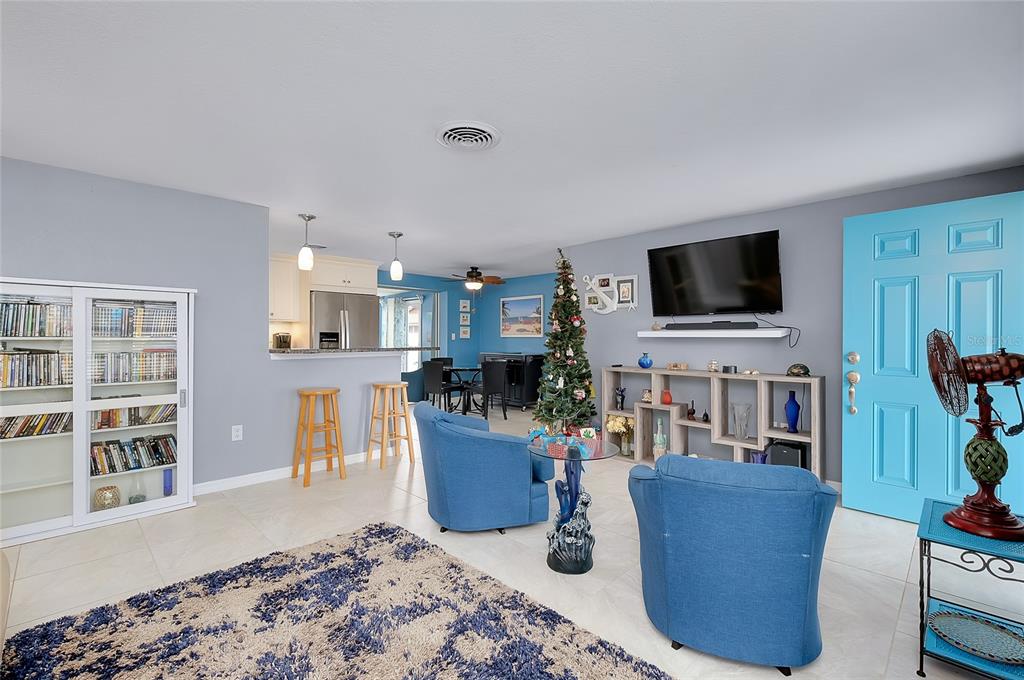 220 Morningside Road Venice, FL 34293 - Photo 8 of 76