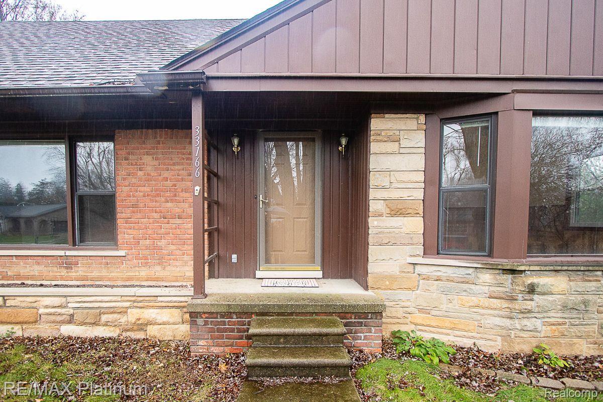 33166 Raphael Road Farmington, MI 48336 - Photo 12 of 50 Gallery Image 12