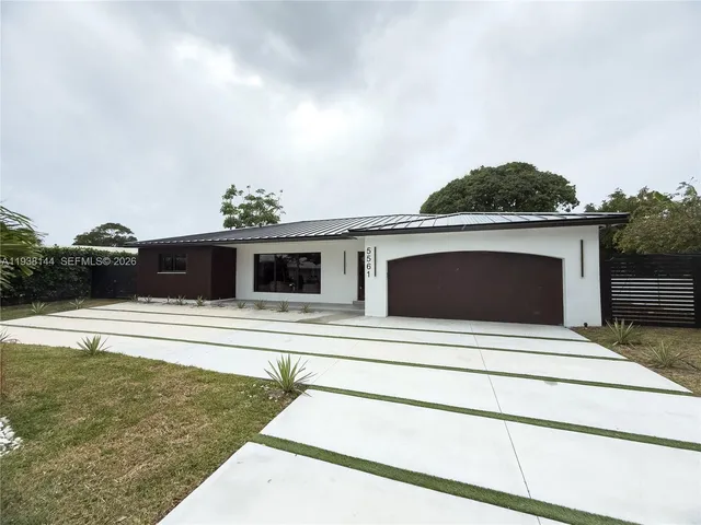 $2,180,000 | 5561 Northeast 28th Avenue, Fort Lauderdale, FL 33308