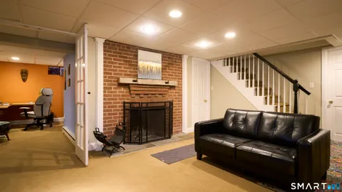 $589,000 | 342 South Main Street, West Hartford, CT 06107