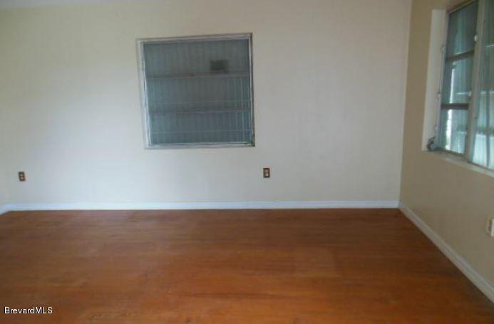 809 Washington Street Cocoa, FL 32922 - Photo 5 of 5 4
